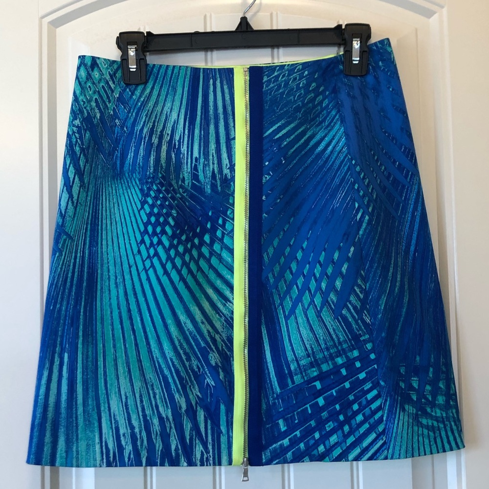 Elie Tahari Waistless Skirt. EUC